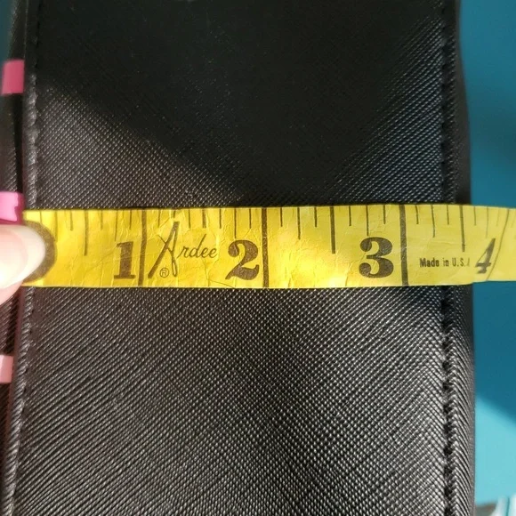 Victoria's Secret Miami cosmetic bag - Picture 7 of 7